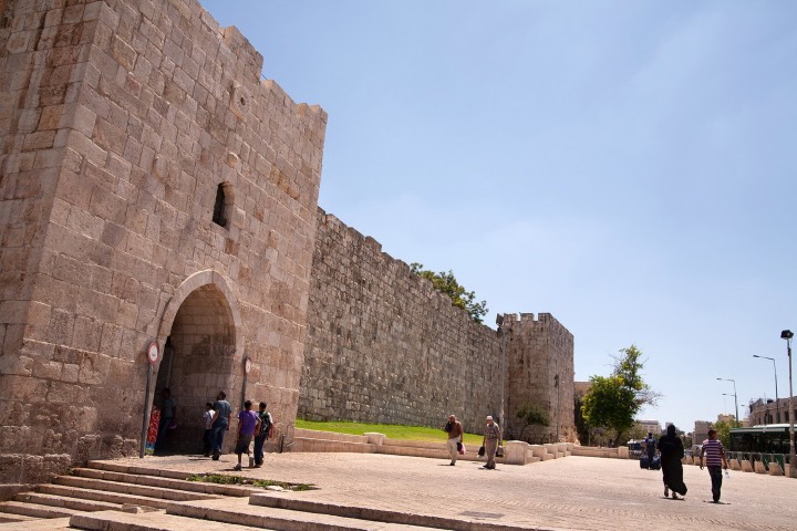 Puerta de Herodes un lugar para visitar en Jerusalén. FotoTurismo-Israel